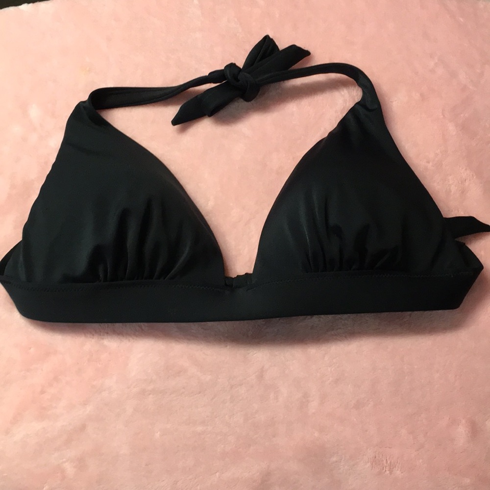 Victoria’s Secret Swim Top M